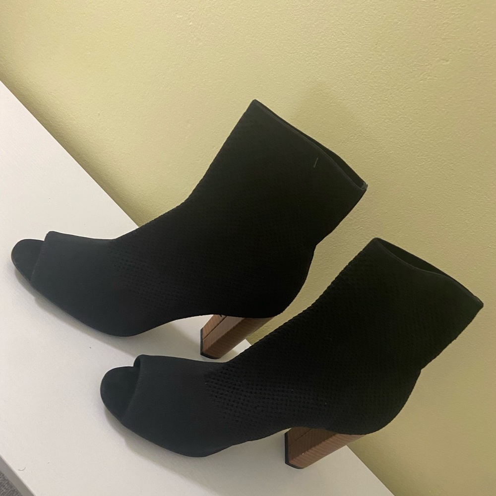 Black, comfy wood heels. Perfect for the fall and spring.